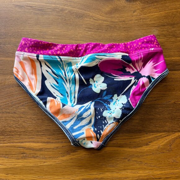 ATHLETA GIRL Paradise Splash Bikini & Shorts Girls XS 6 Athletic Swim Set - Picture 10 of 15